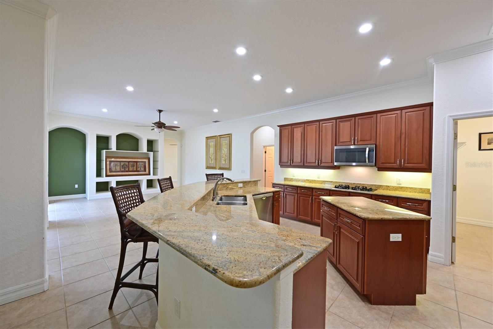 WATERLEFE GOLF & RIVER CLUB - Residential