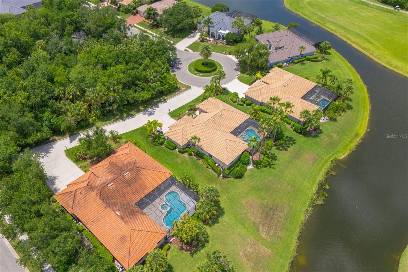 WATERLEFE GOLF & RIVER CLUB - Residential