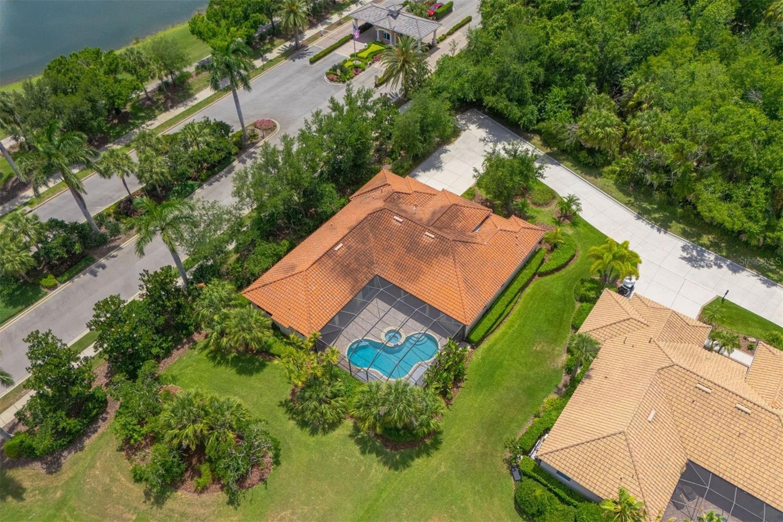 WATERLEFE GOLF & RIVER CLUB - Residential