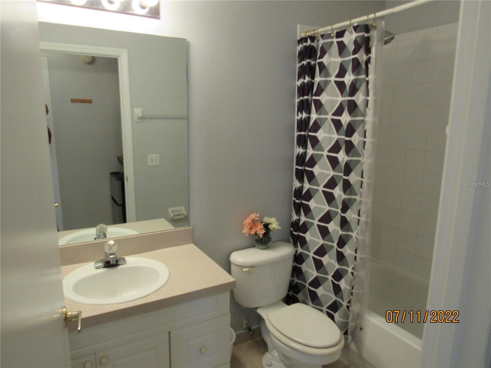 ISLAND CLUB WEST PH 02 - Residential Lease