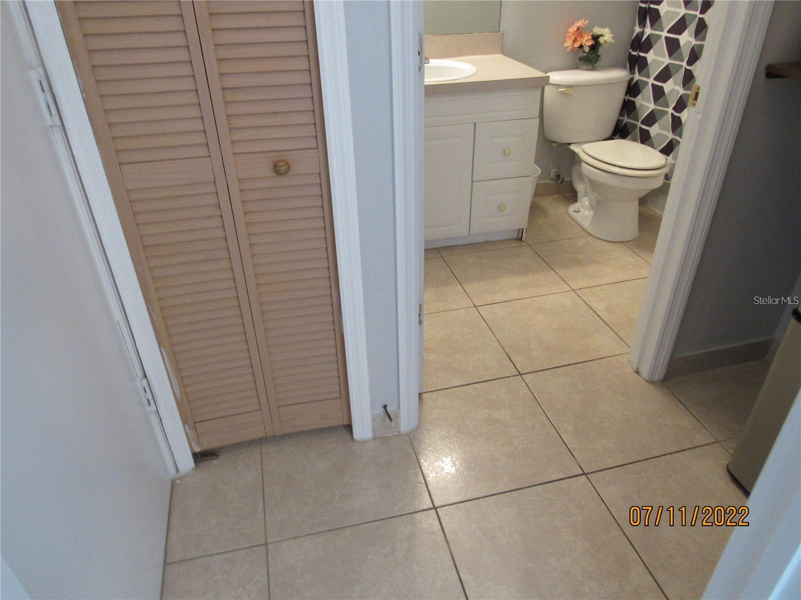 ISLAND CLUB WEST PH 02 - Residential Lease