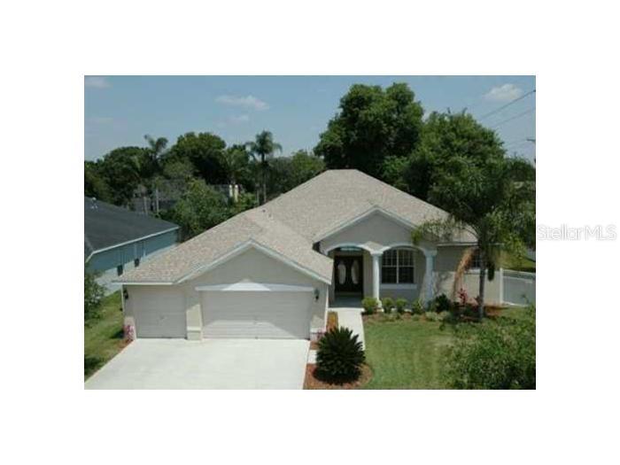 DUNCAN GROVES - Residential