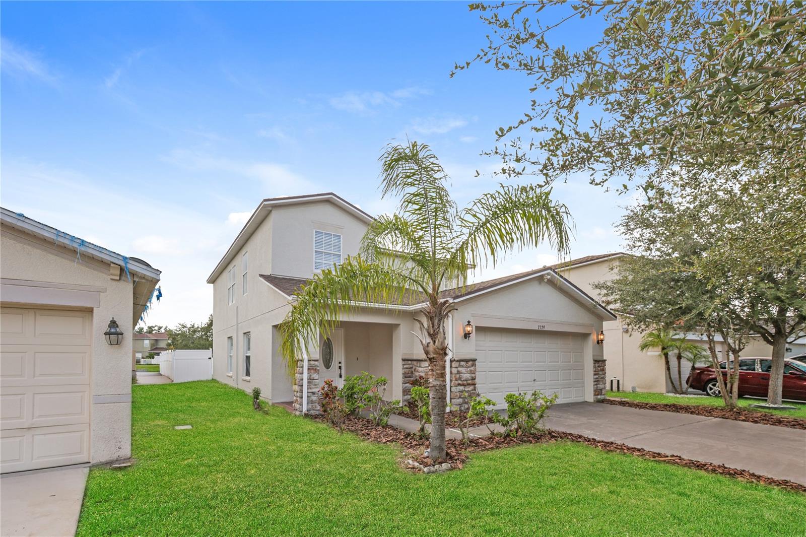 CARRIAGE POINTE PH 01 - Residential