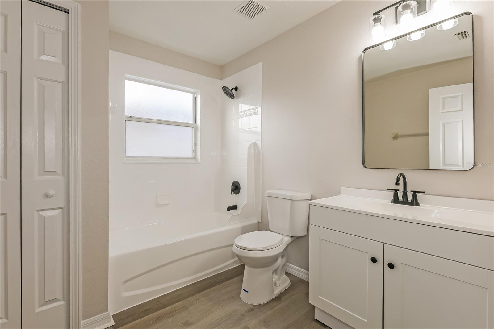 CARRIAGE POINTE PH 01 - Residential