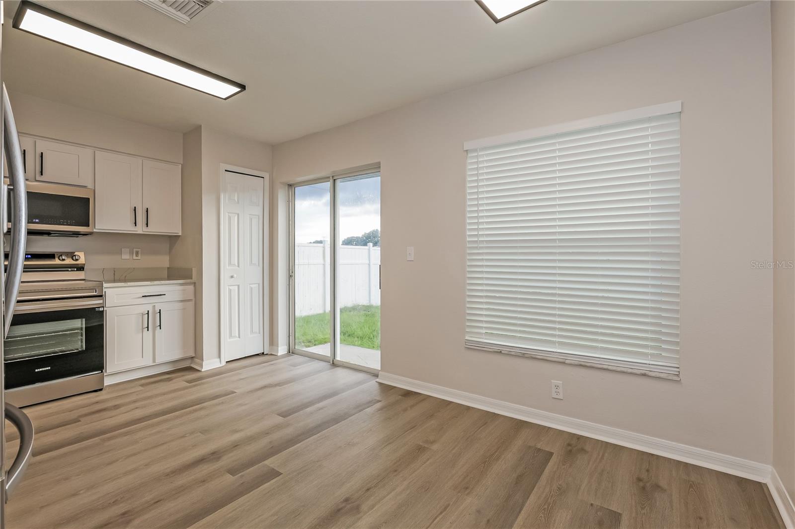 CARRIAGE POINTE PH 01 - Residential