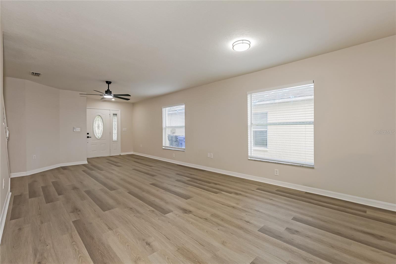 CARRIAGE POINTE PH 01 - Residential