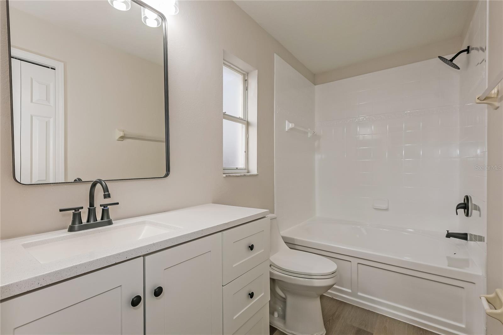 CARRIAGE POINTE PH 01 - Residential