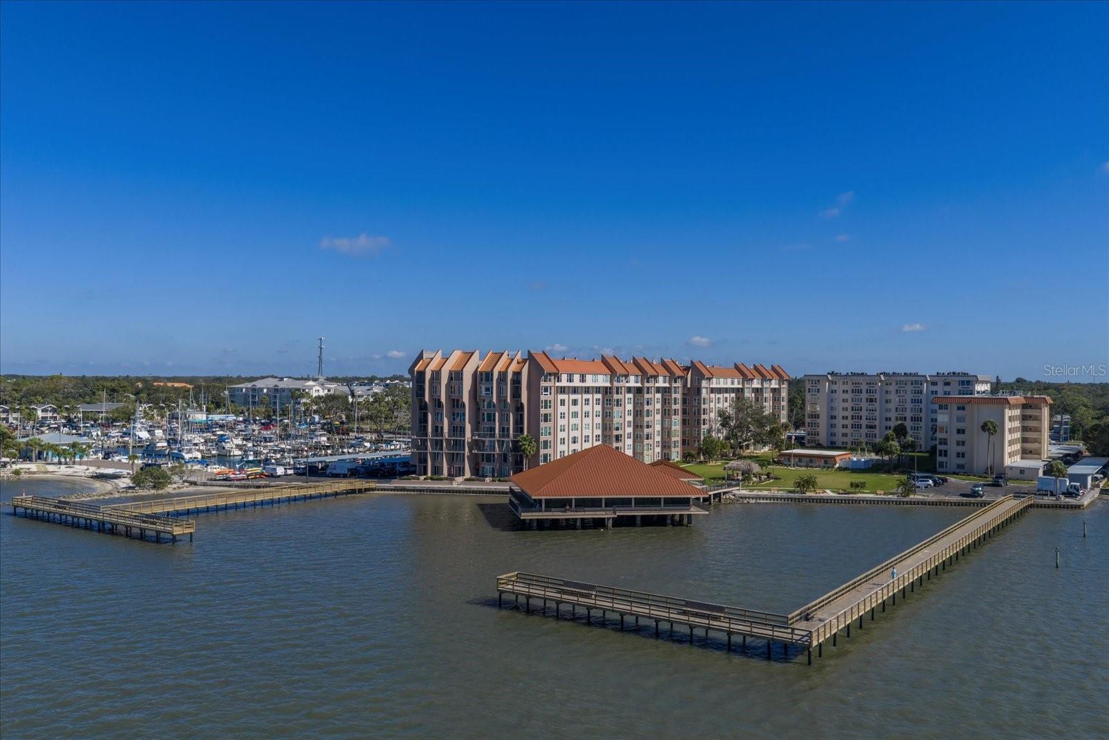 EDGEWATER ARMS 4TH CONDO - Residential