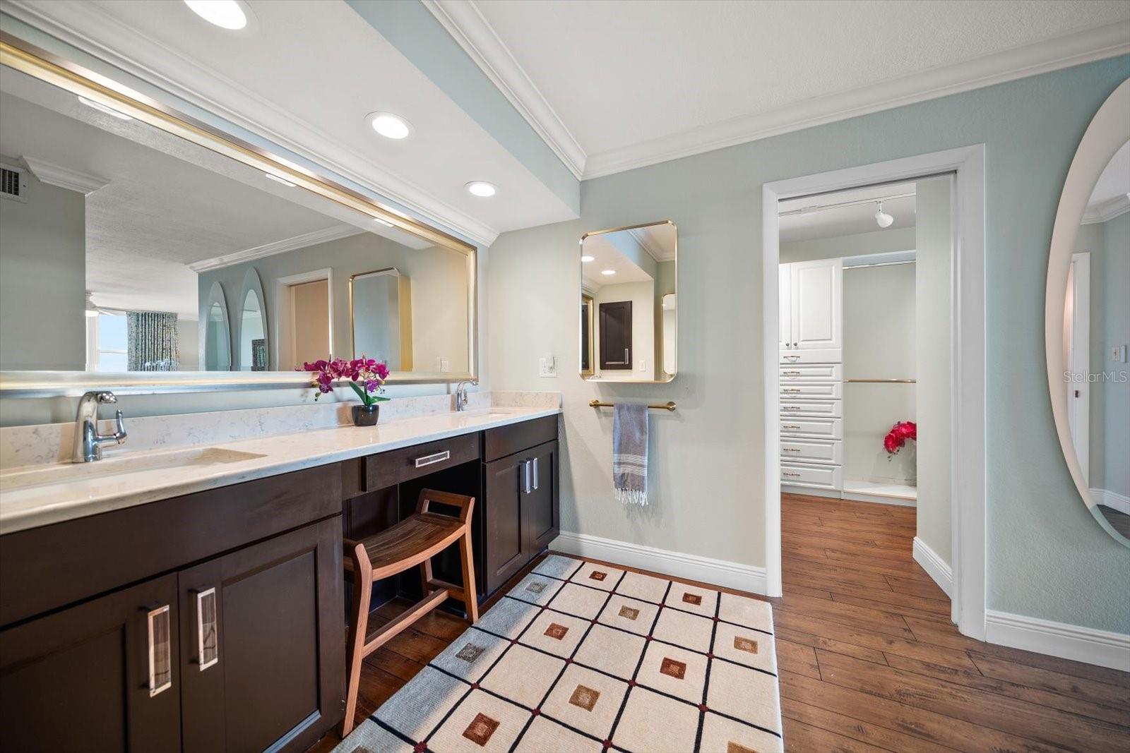 EDGEWATER ARMS 4TH CONDO - Residential