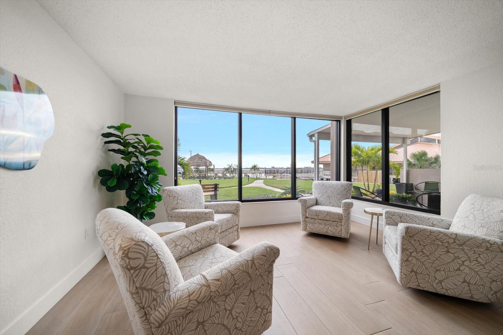 EDGEWATER ARMS 4TH CONDO - Residential