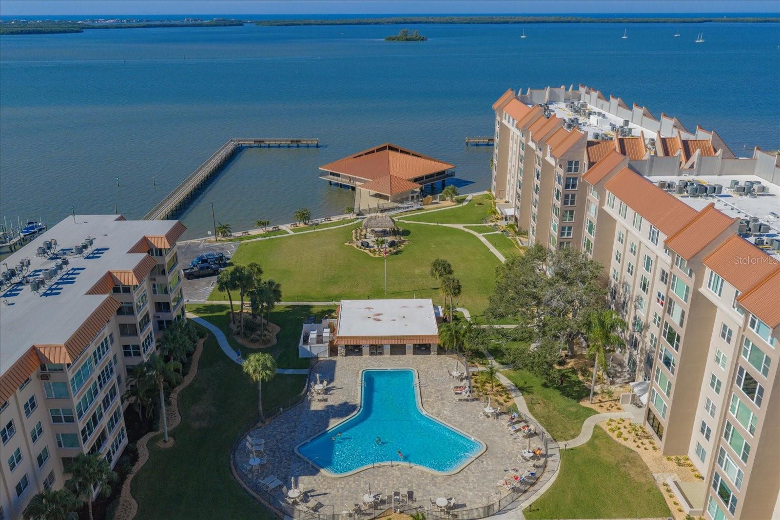 EDGEWATER ARMS 4TH CONDO - Residential