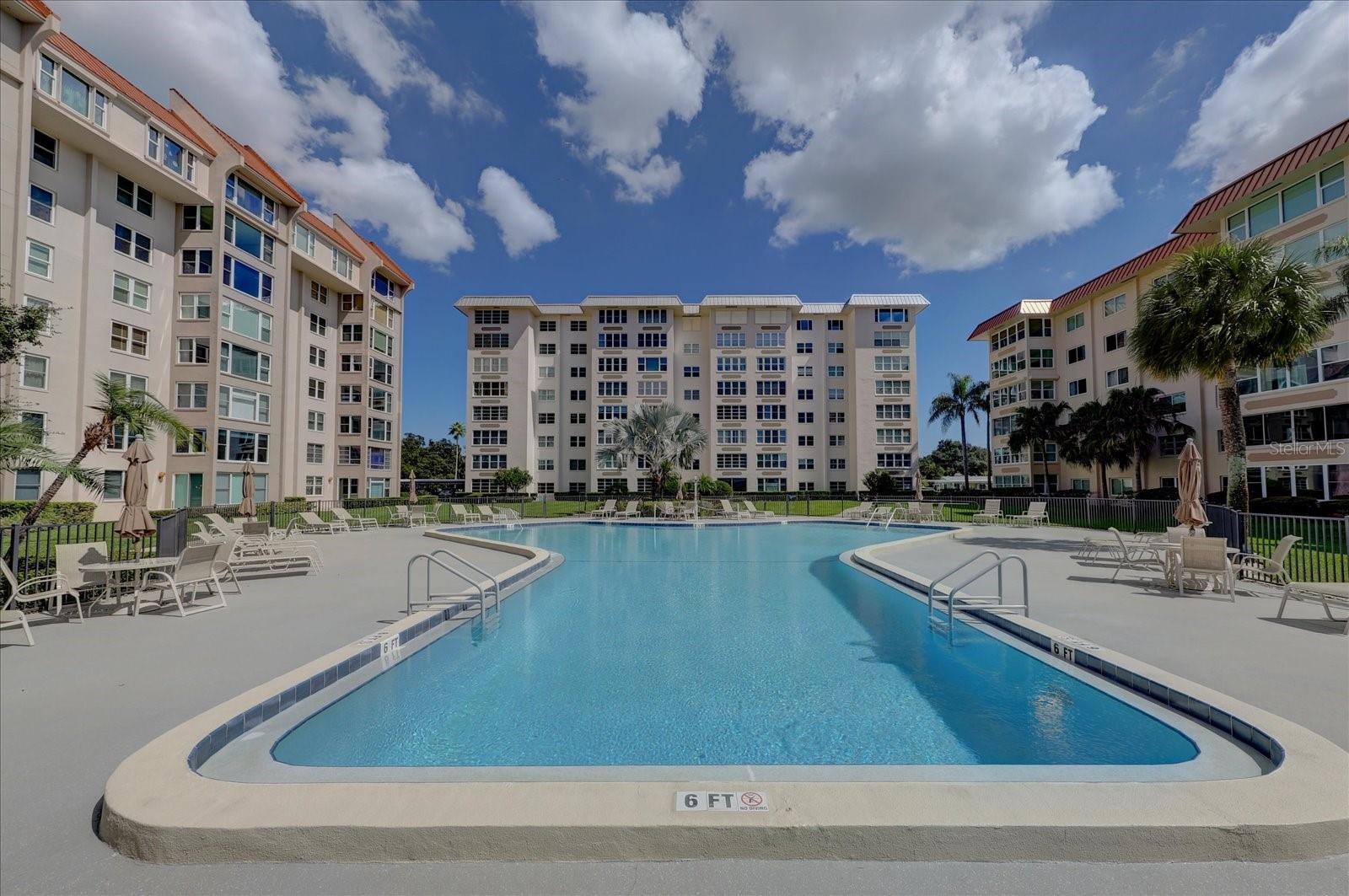 EDGEWATER ARMS 4TH CONDO - Residential