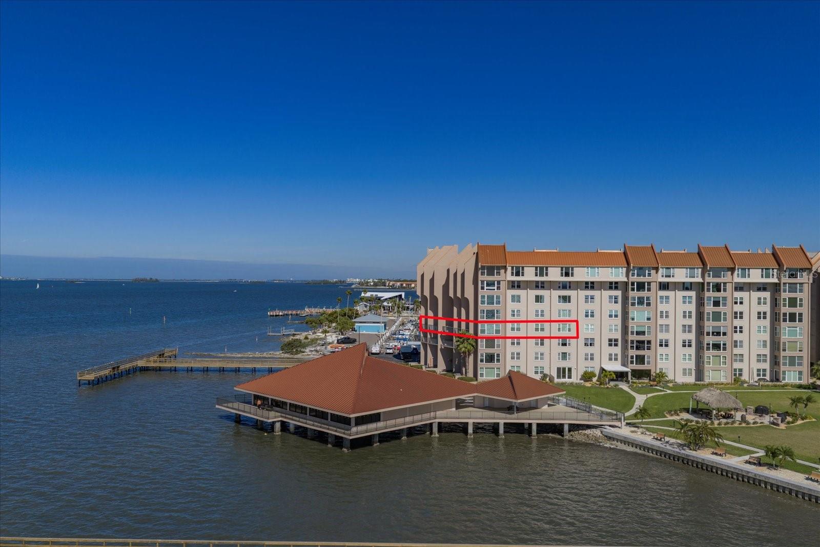 EDGEWATER ARMS 4TH CONDO - Residential