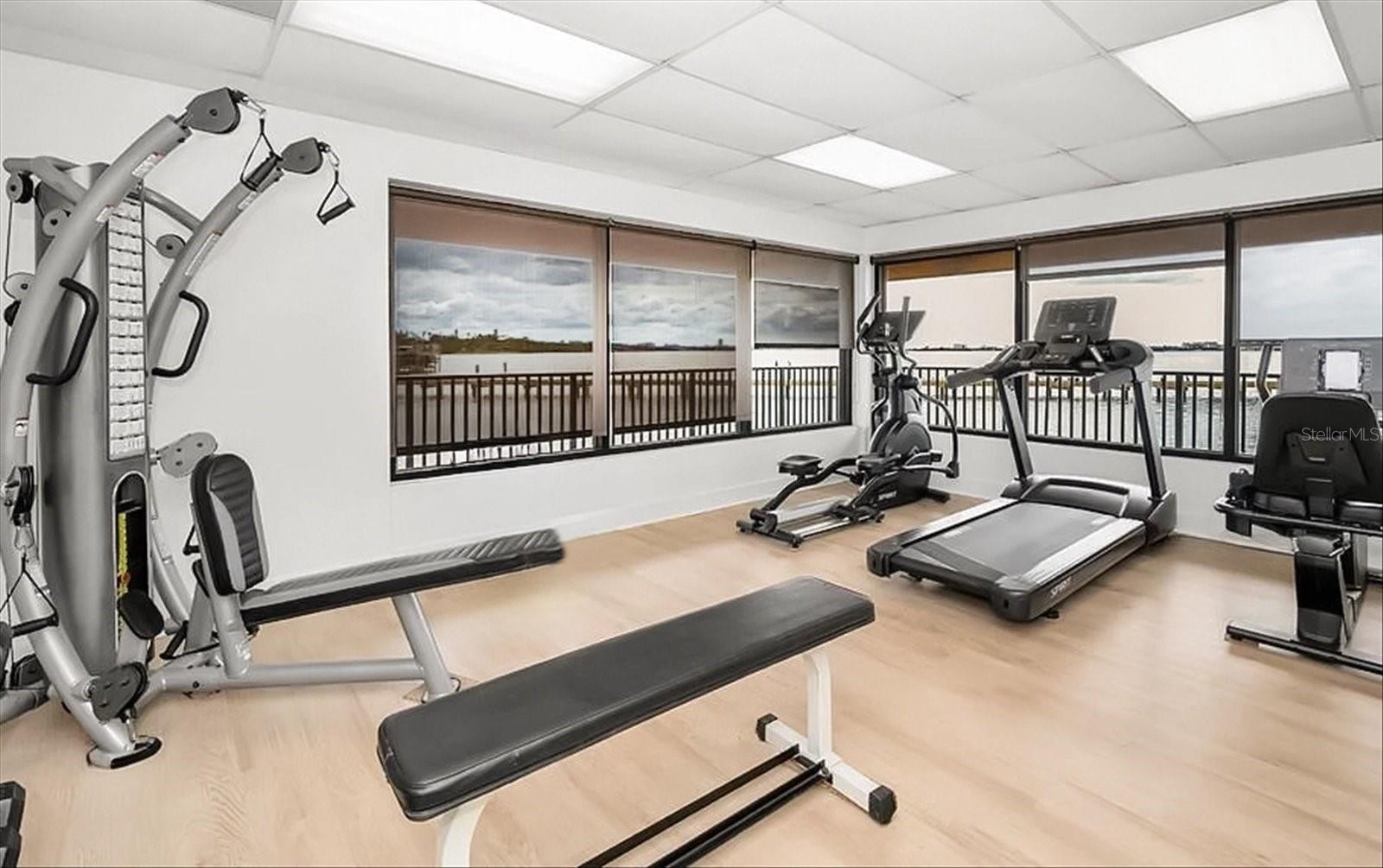 EDGEWATER ARMS 4TH CONDO - Residential