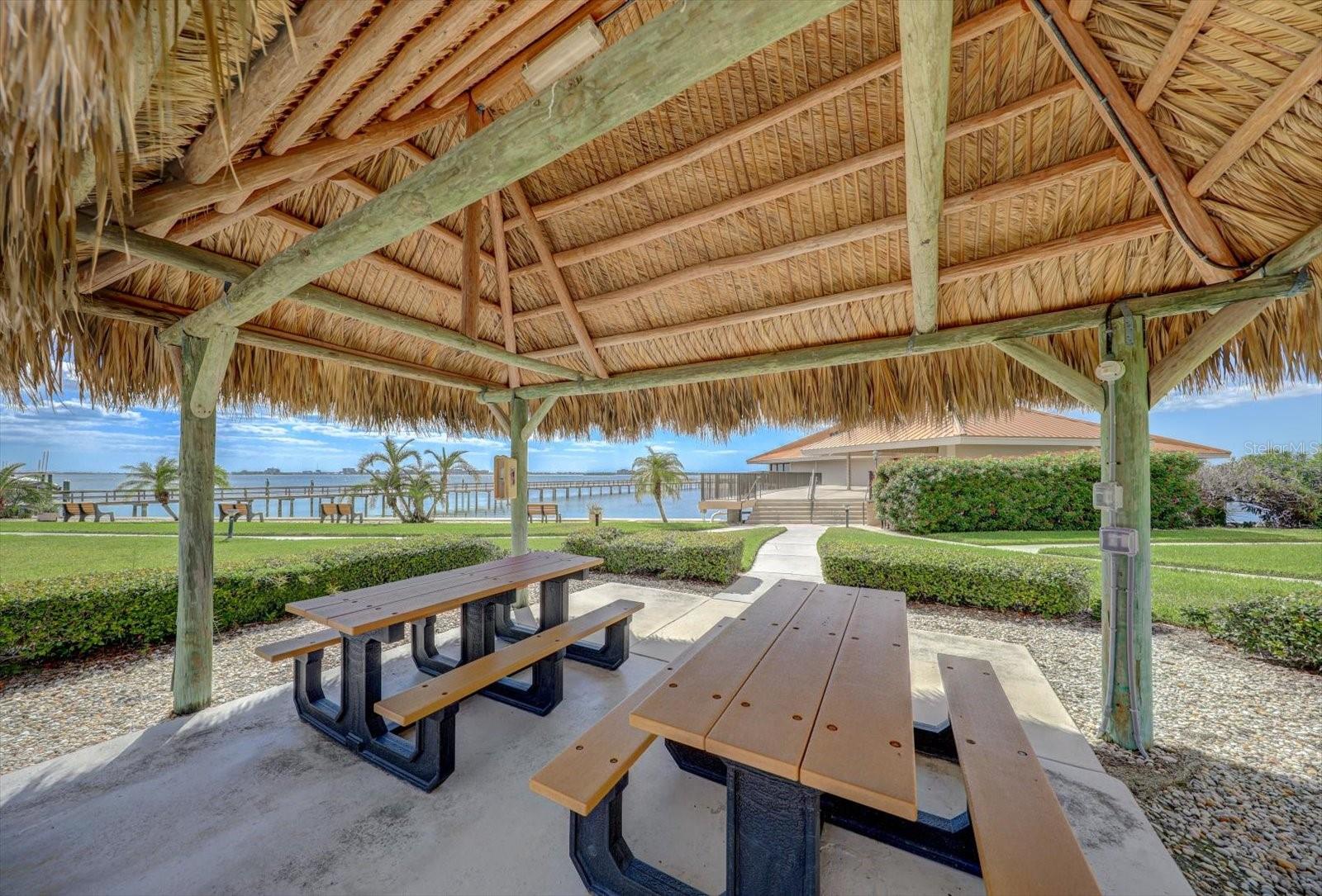 EDGEWATER ARMS 4TH CONDO - Residential