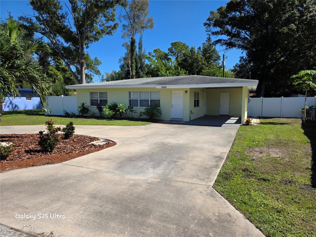 Photo of 15601 Alma Avenue, Clearwater, FL 33760 (MLS # TB8557786)
