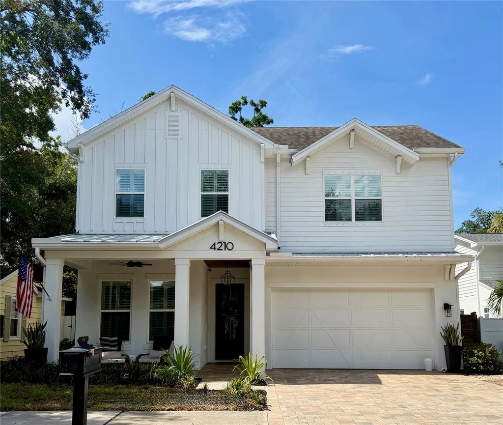 Photo of 4210 W Santiago Street, Tampa, FL 33629 (MLS # TB8526207)
