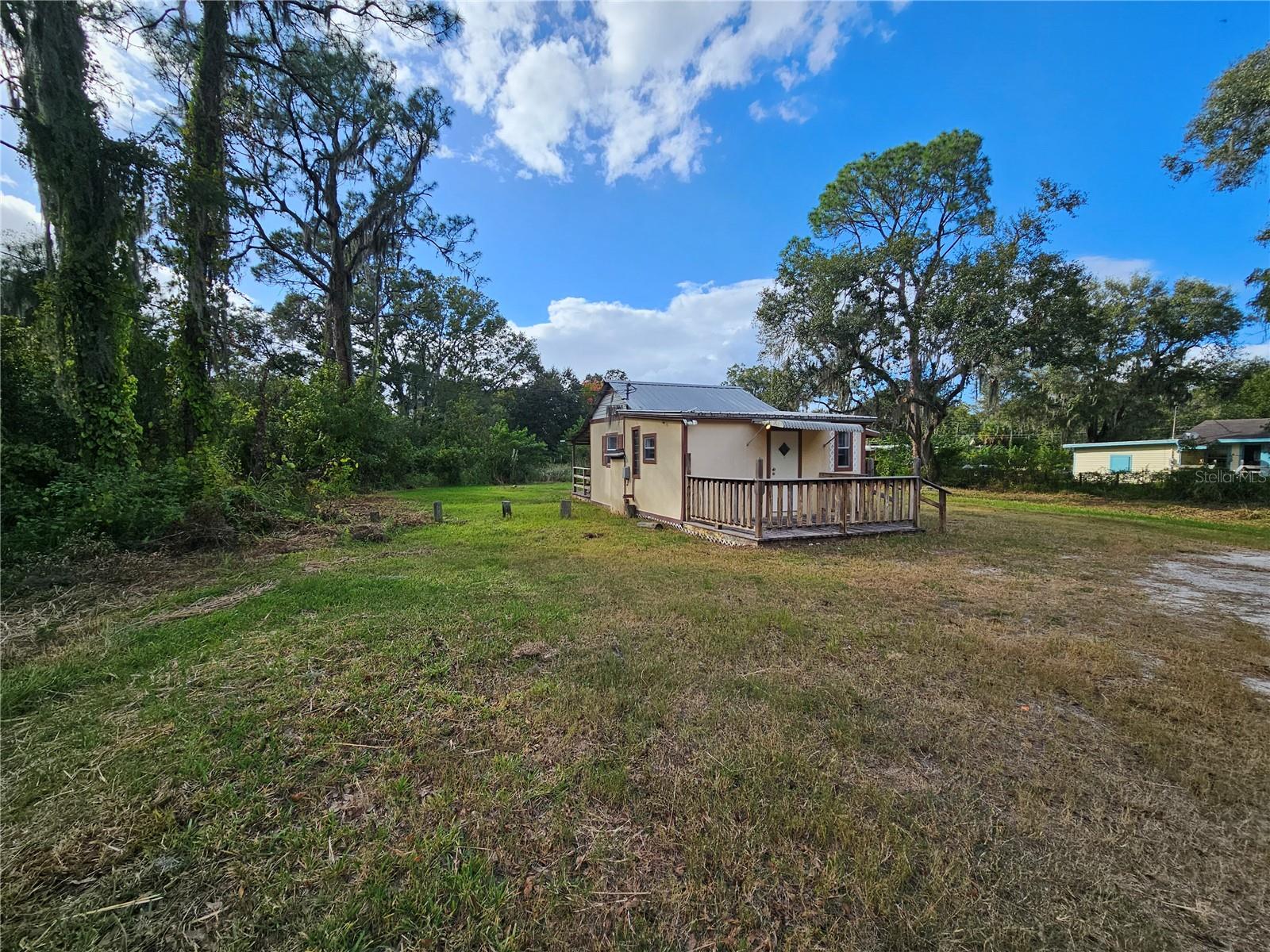 WEST END FARMS - Residential Lease