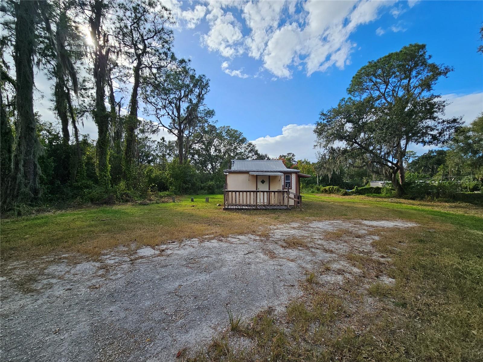 WEST END FARMS - Residential Lease