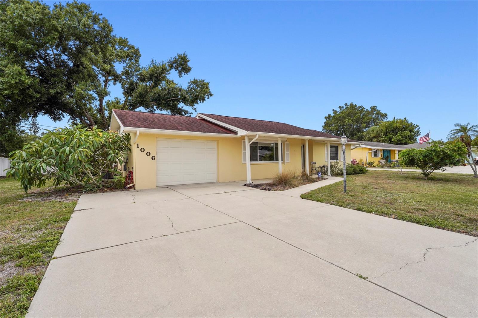 1006 DE LEO DRIVE