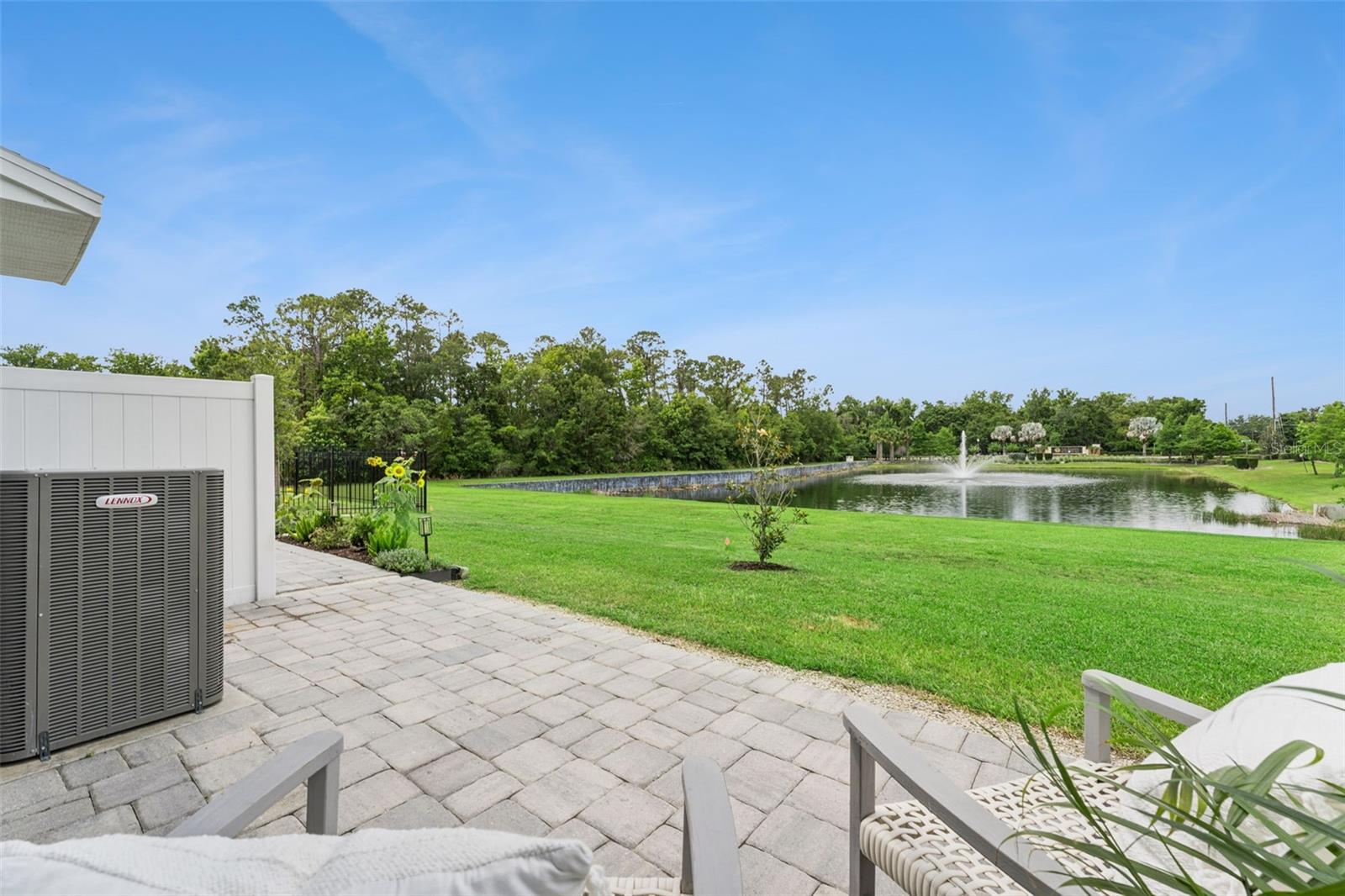 SPRING ISLE PALMS - Residential
