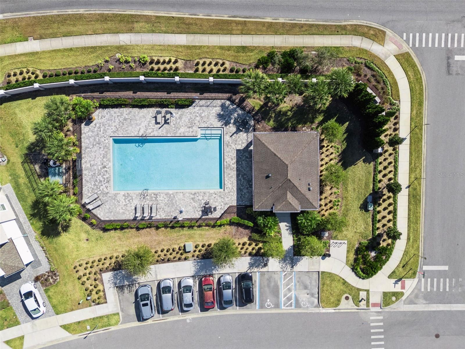 SPRING ISLE PALMS - Residential