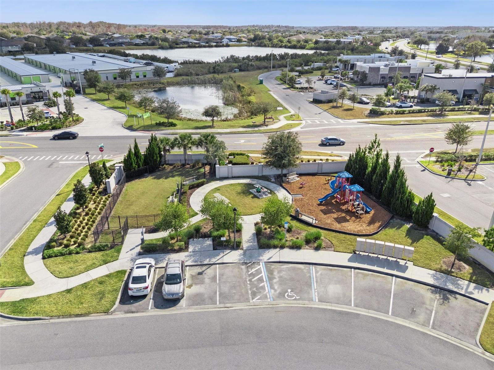 SPRING ISLE PALMS - Residential