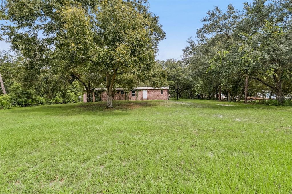 Photo of 205 Wildlife Trail, Lakeland, FL 33809 (MLS # P4936344)