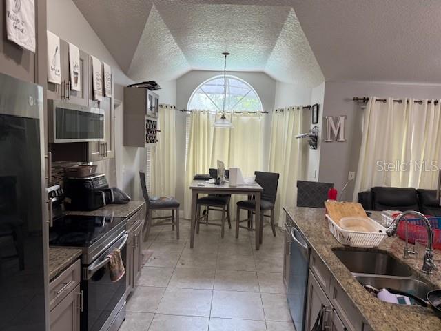 2514 DOVETAIL DRIVE