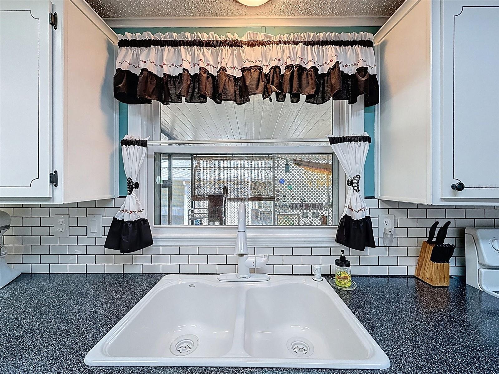 PONDEROSA PARK - Residential