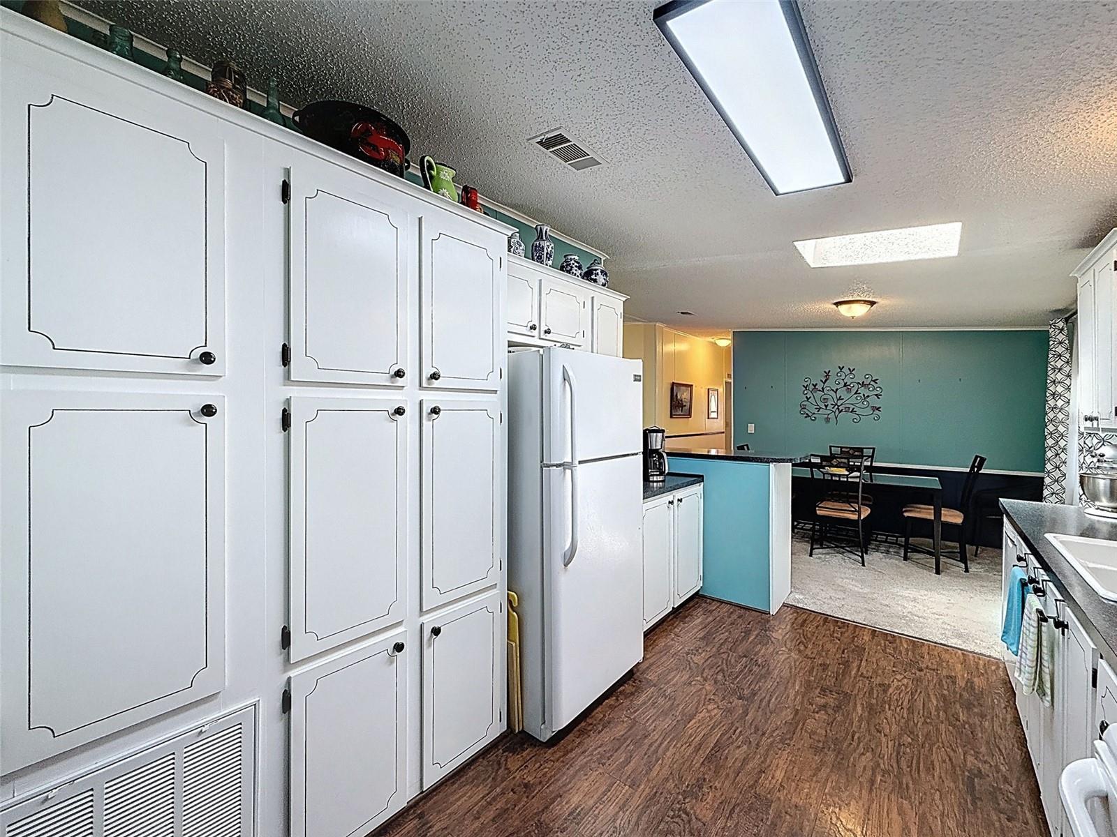 PONDEROSA PARK - Residential