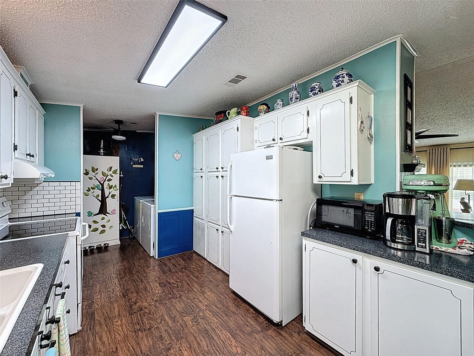 PONDEROSA PARK - Residential