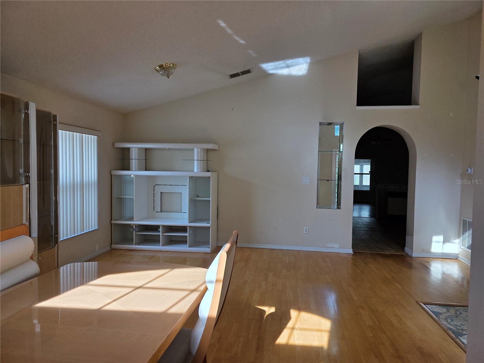 1797 TILLSTREAM DRIVE