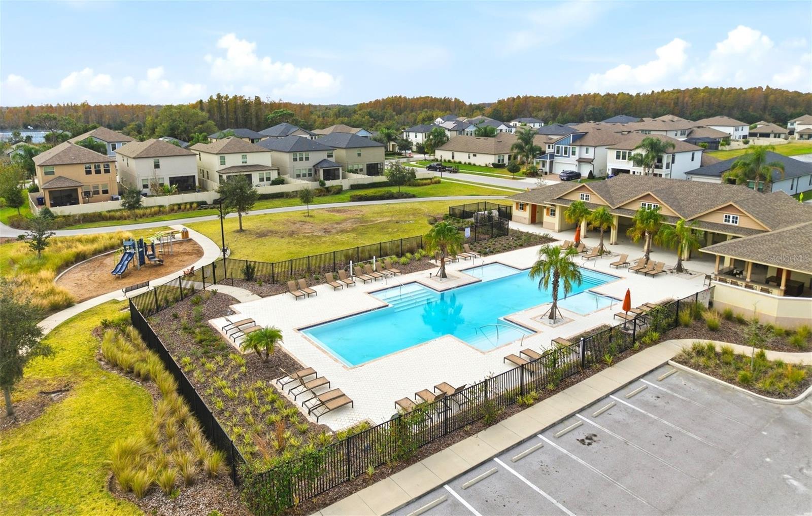 BRYANT SQUARE - Residential