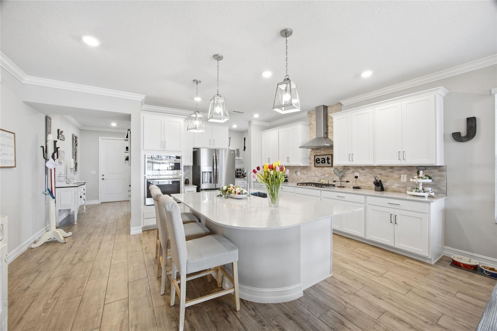 BRYANT SQUARE - Residential