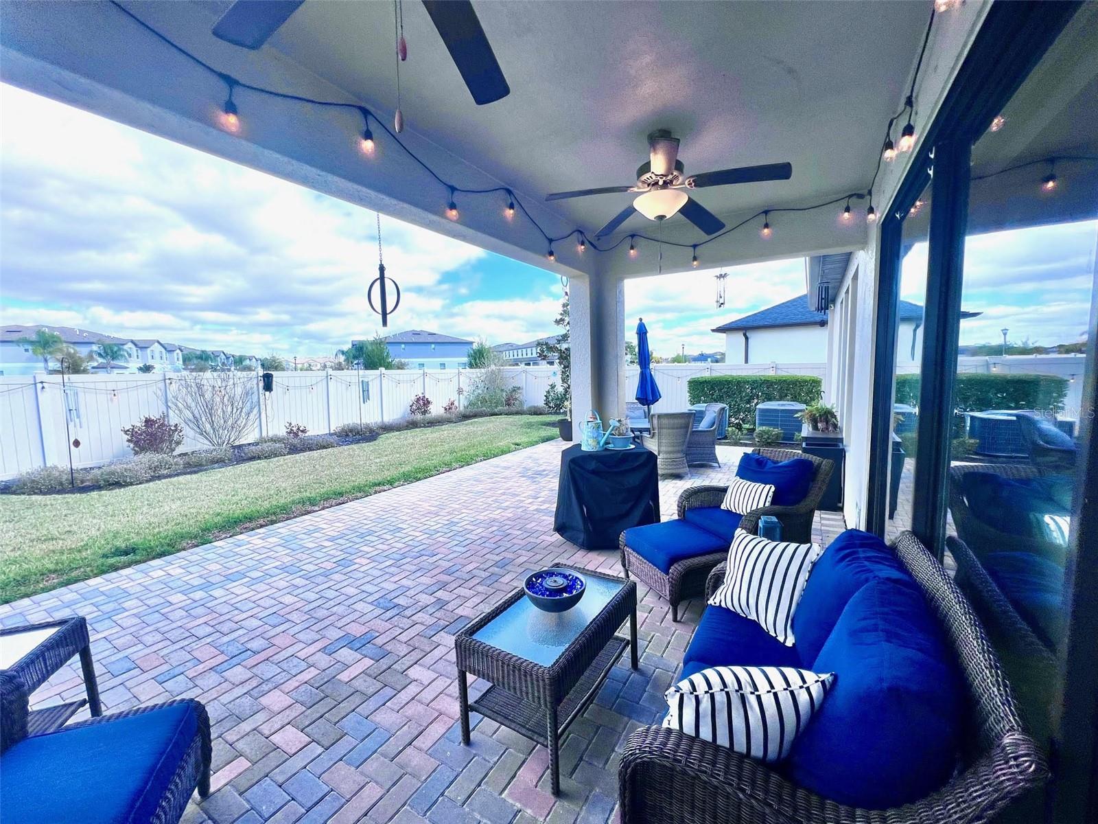 BRYANT SQUARE - Residential