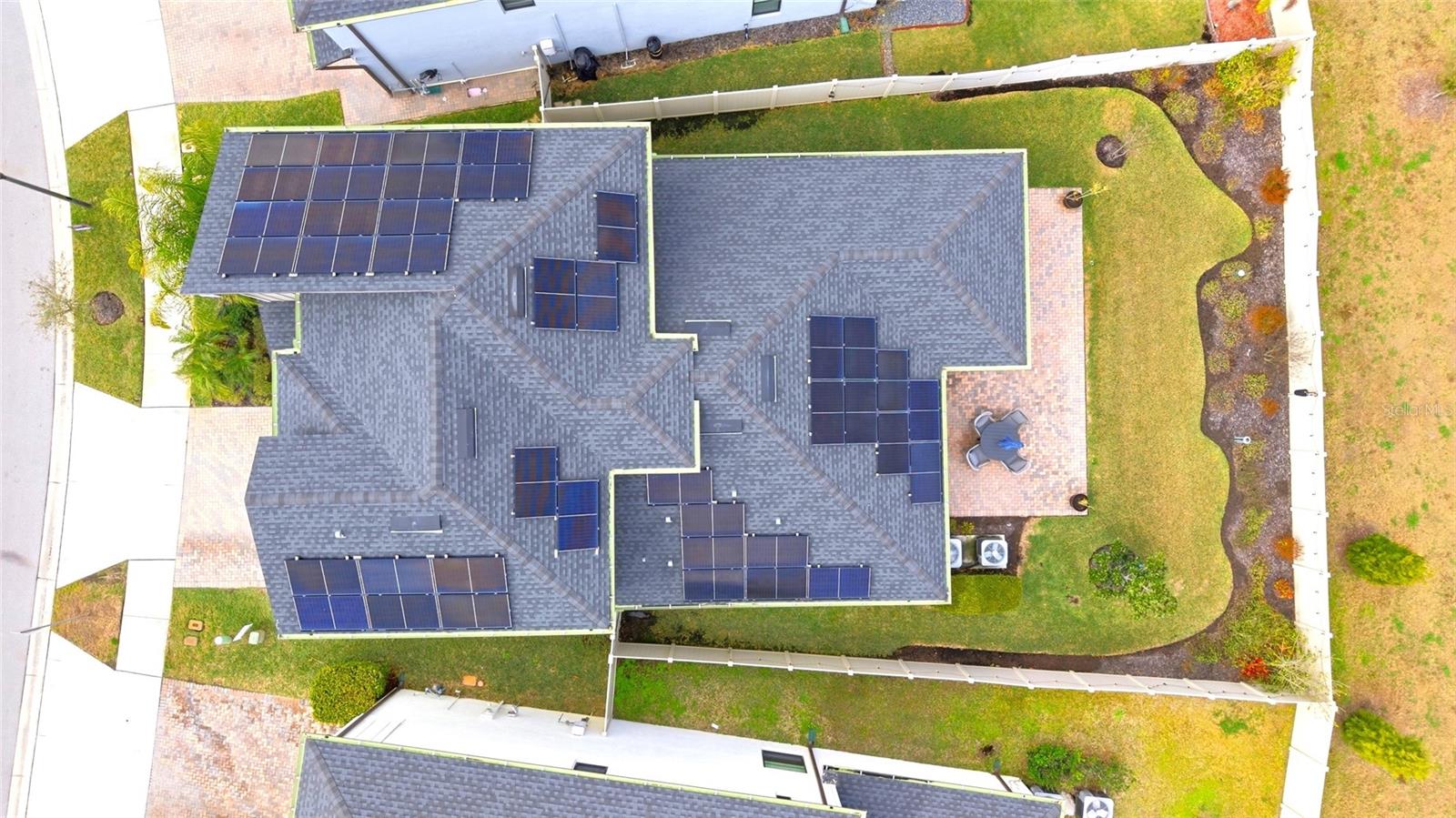 BRYANT SQUARE - Residential