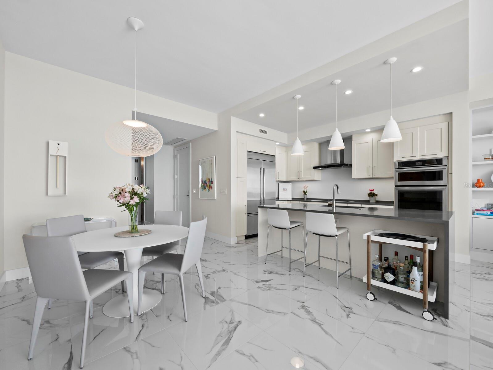 VUE SARASOTA BAY - Residential