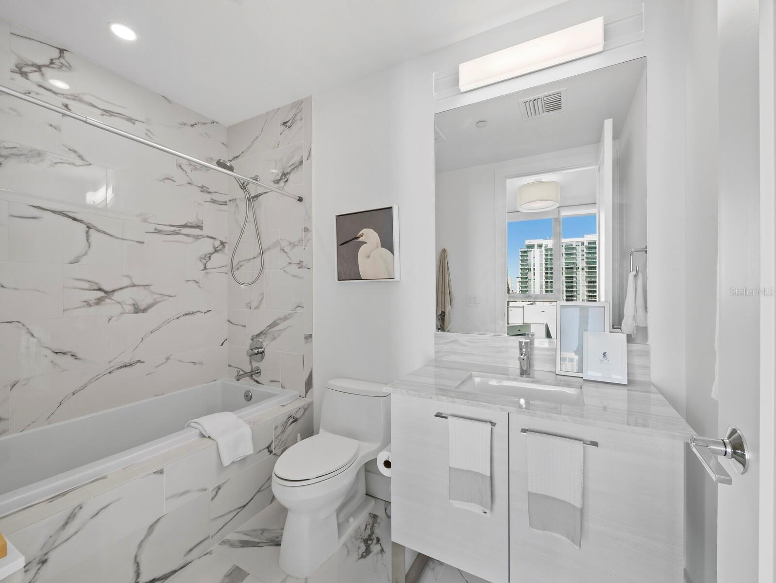 VUE SARASOTA BAY - Residential