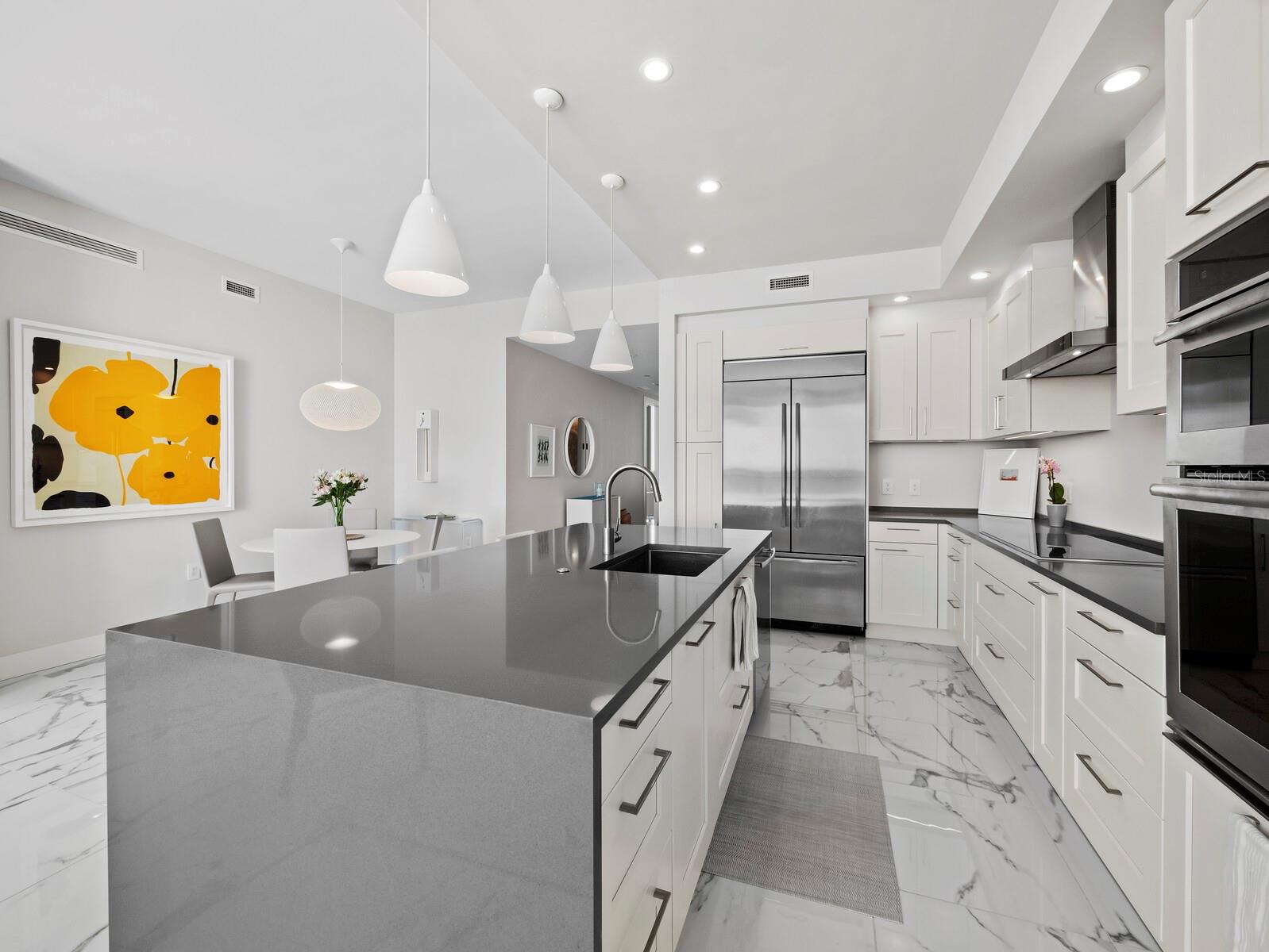 VUE SARASOTA BAY - Residential