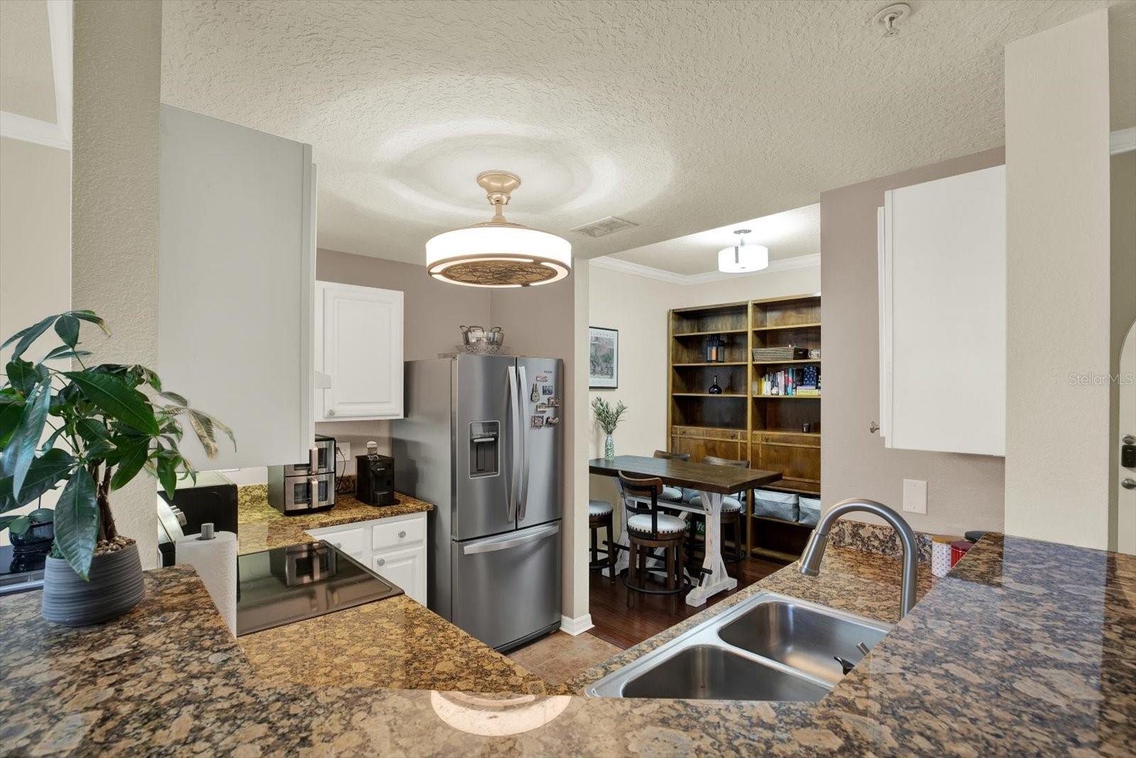 HARBOUR PLACE CITY HOMES - Residential