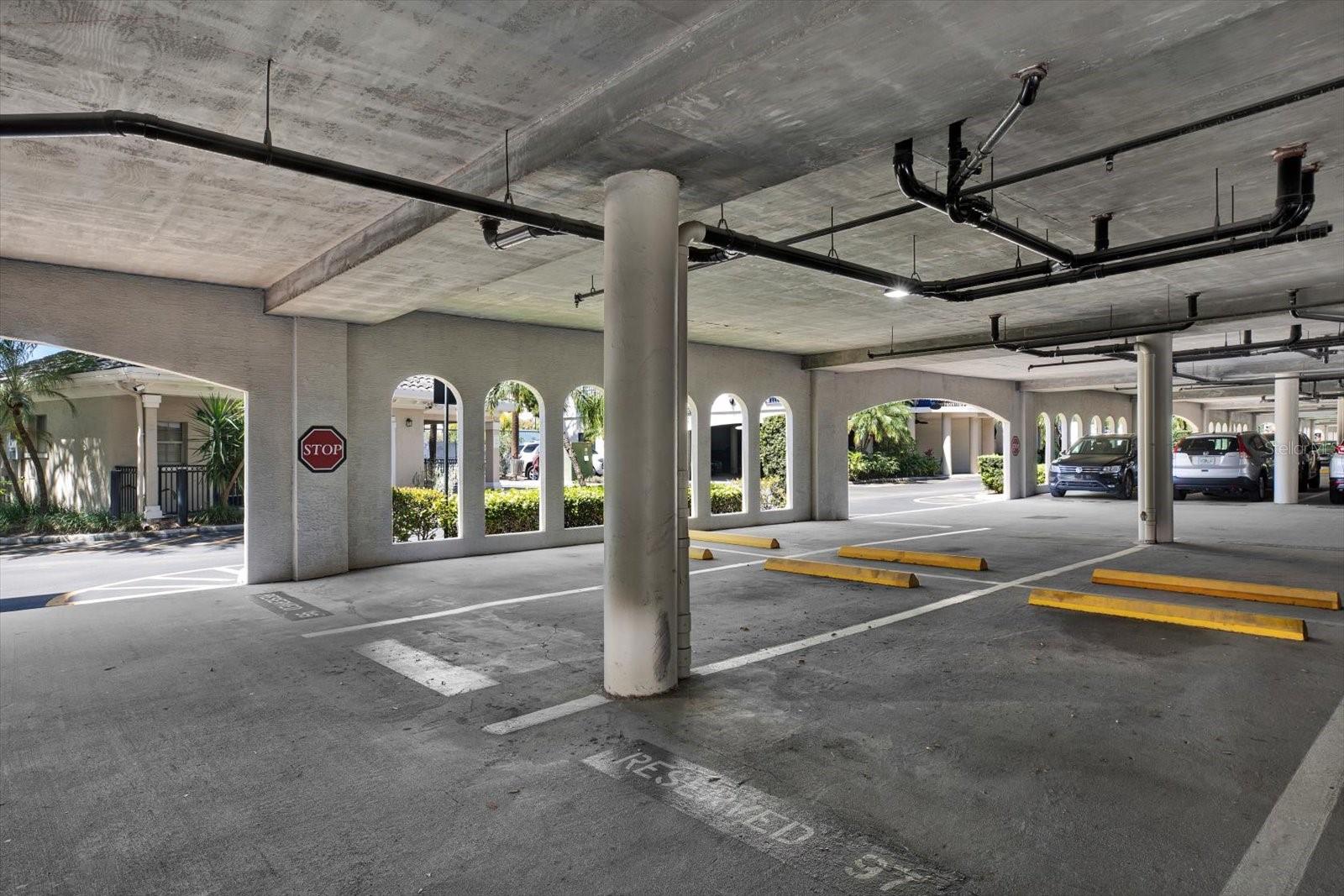 HARBOUR PLACE CITY HOMES - Residential