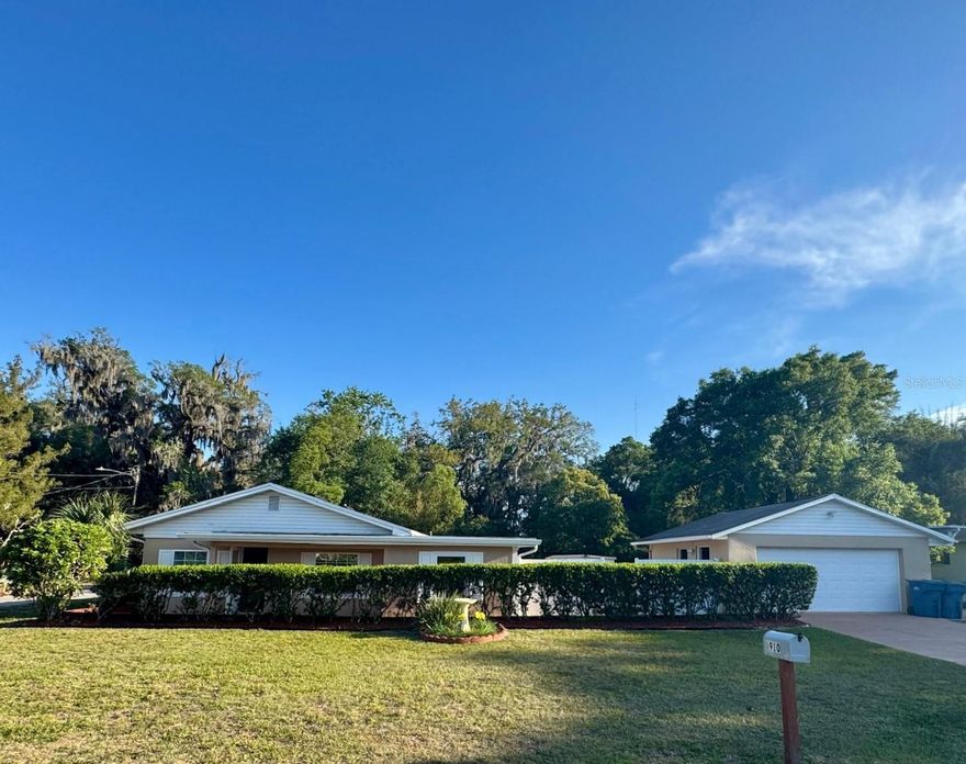 Ideal Mother-in-law suite. There's plenty of room to spread out here.  Half acre property located in the heart of Orange City.  Enjoy local wildlife minutes away from Blues Springs Park and the St. Johns River.
The main house has a kitchen, full bathroom, bedroom and closets.  2 private entrances along with 2 open patios.
On the other side attached to the main house is a mother-in-law apartment.  
This apartment also has 2 separate entrances along with 2 open patios.  
It has kitchen, bath room and common area. Also has window unit with remote control. Ideal for Guest House. 
Private terrace between property and extra large garage.  Also has open car port, there's endless possibilities with this home.