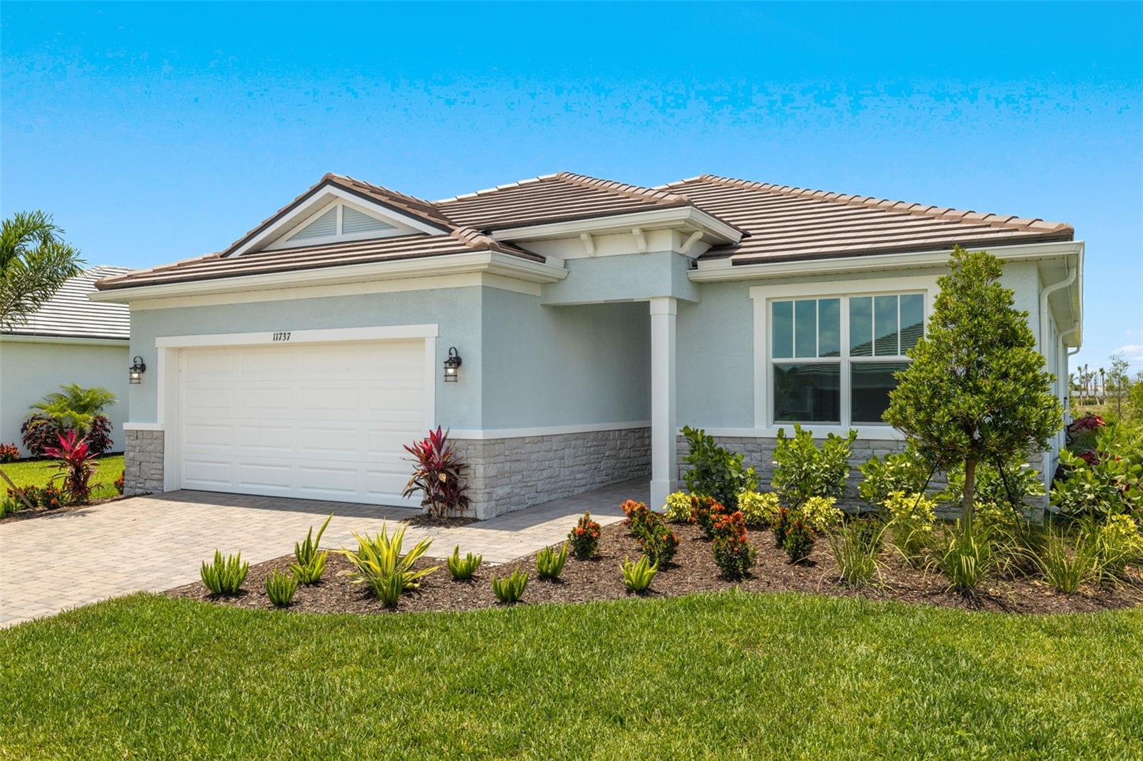 11737 MYAKKA BLUE DRIVE
