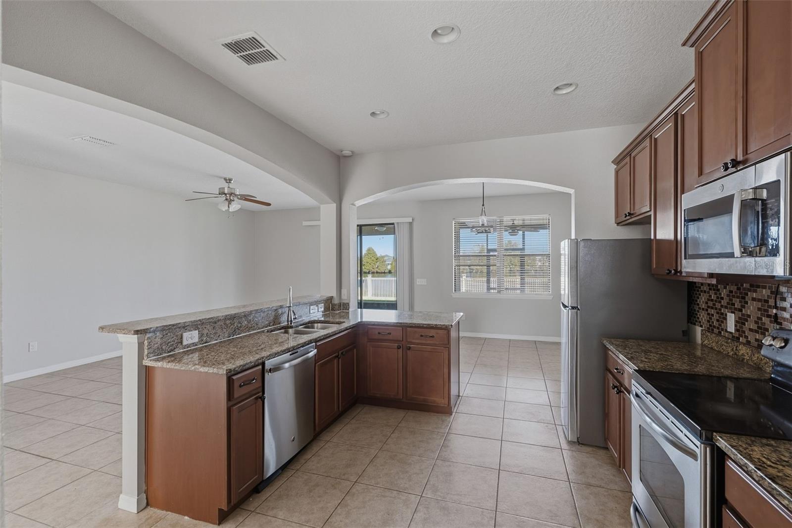 VILLAGES/BRIDGEWATER VILLAGE 1 - Residential