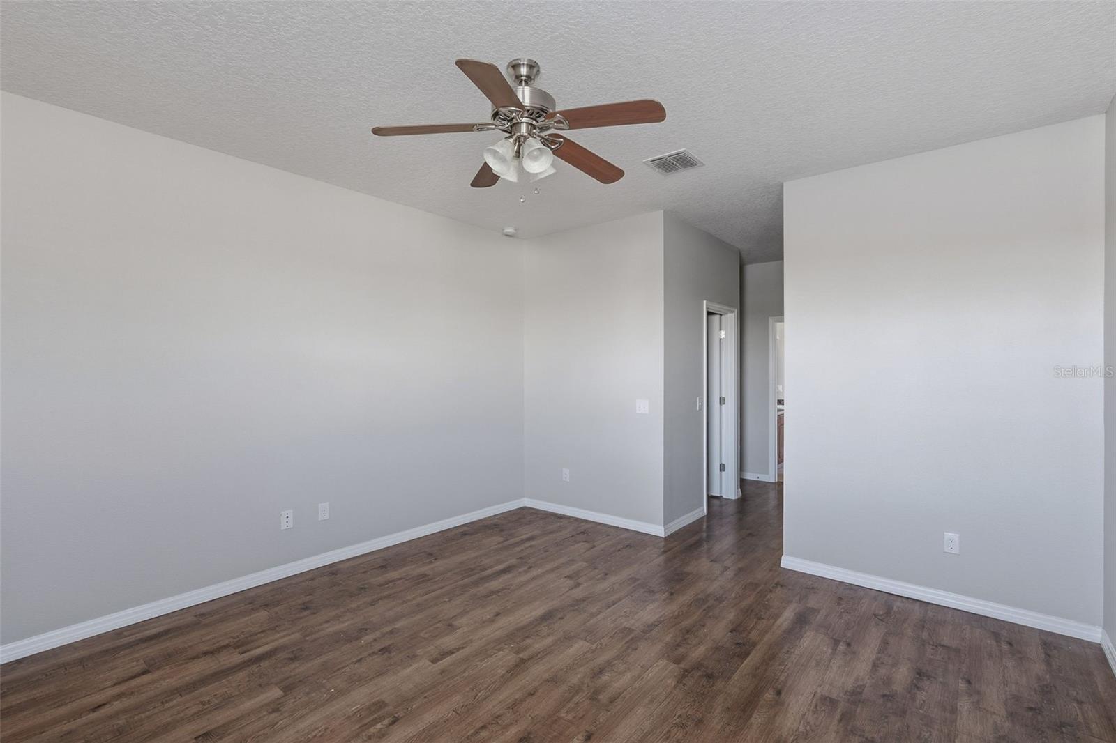 VILLAGES/BRIDGEWATER VILLAGE 1 - Residential