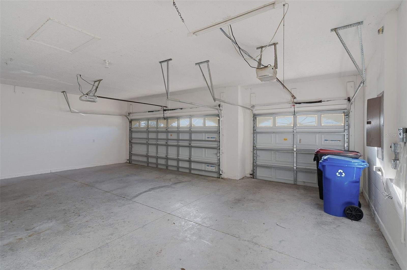 VILLAGES/BRIDGEWATER VILLAGE 1 - Residential