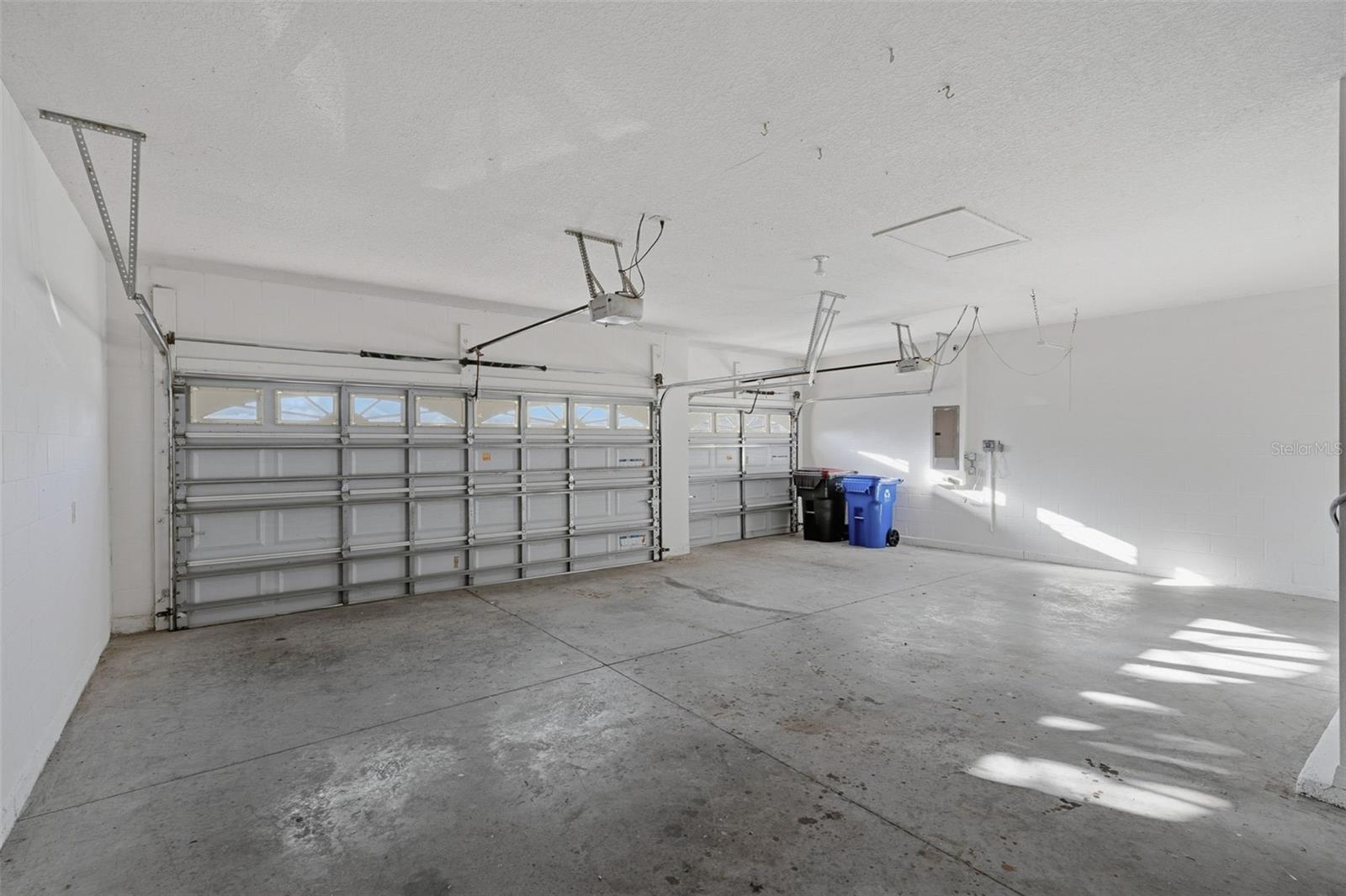 VILLAGES/BRIDGEWATER VILLAGE 1 - Residential