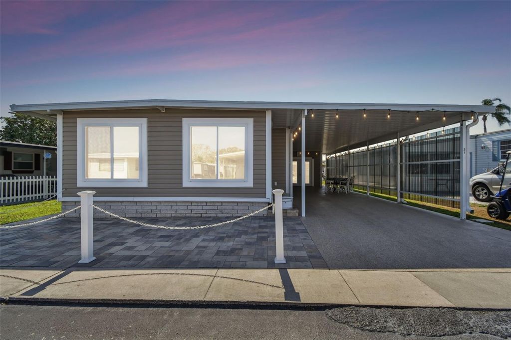 Photo of 12651 Seminole Boulevard #2I, Largo, FL 33778 (MLS # TB8418279)