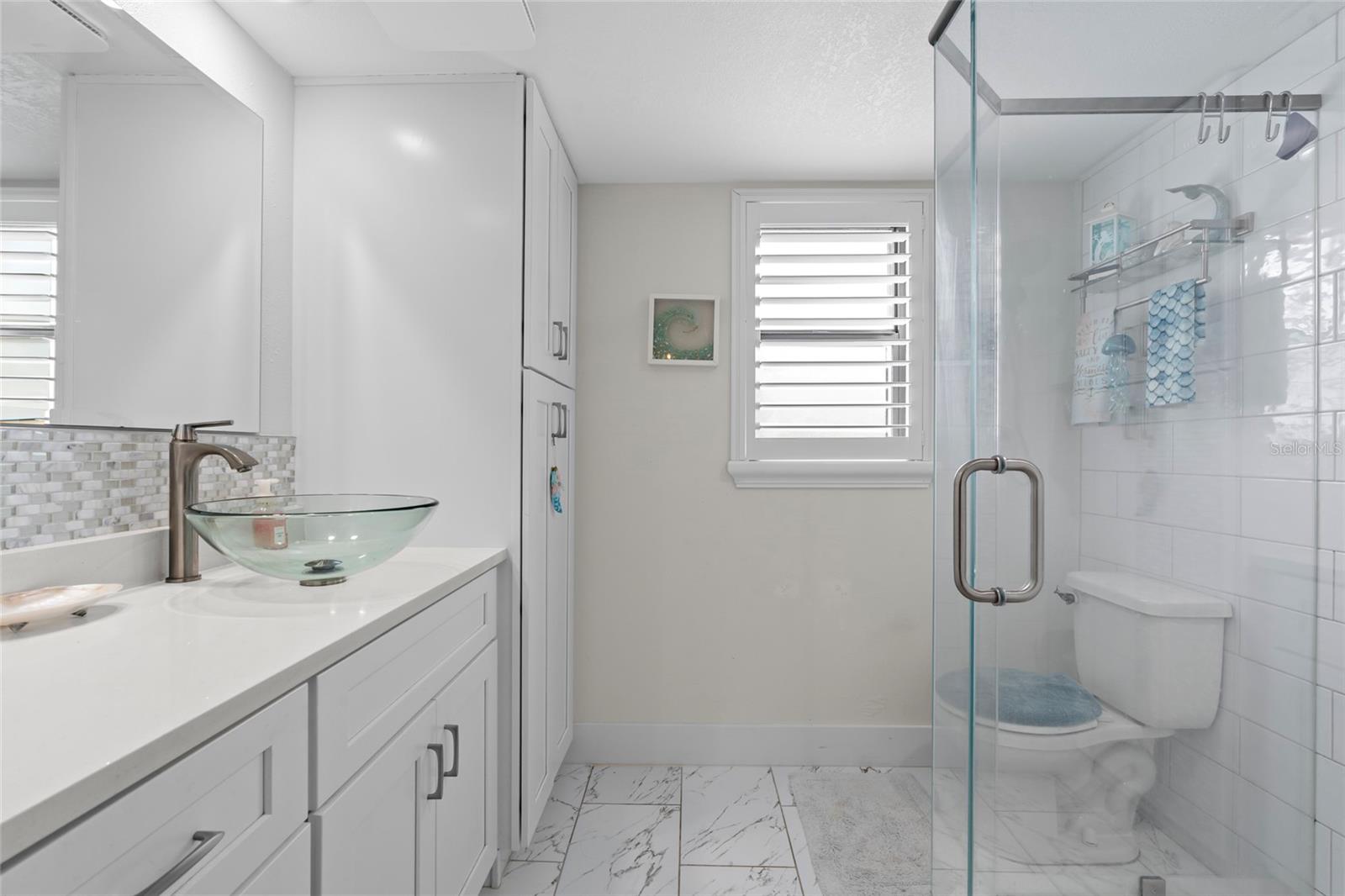 TIDES OF CAPRI WEST CONDO - Residential